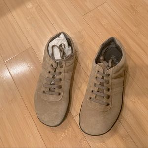 New barefoot tennis shoes/sneakers. Groundies